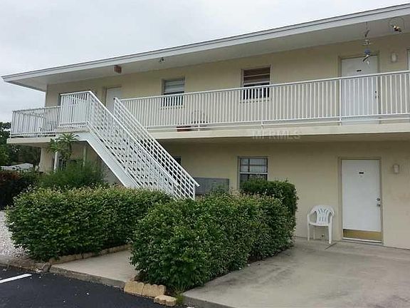 5th image of 240 Grant Dr