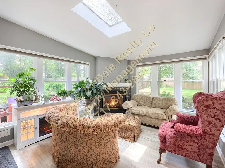 428 Blue Ridge Dr — Photo 4