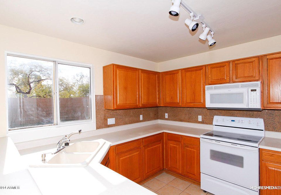 1st image of 11125 W Monterosa St