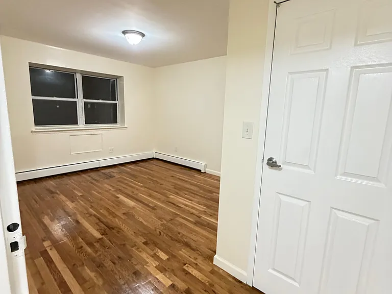 747 Essex St #3 — Photo 3