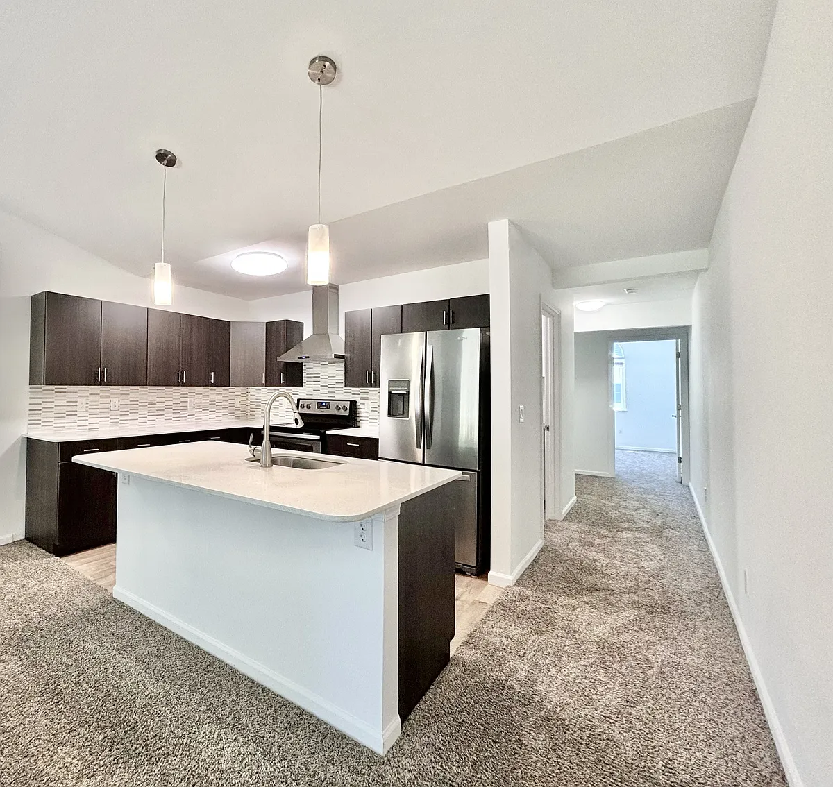 Building Photo - 403 Gethings Cir #403