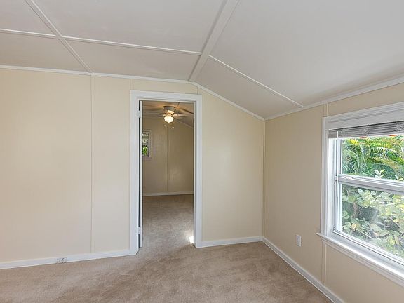 4th image of 615 W Marion Ave APT B
