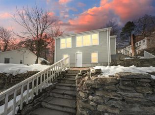 28 Mathes St, Lake Peekskill, NY 10537