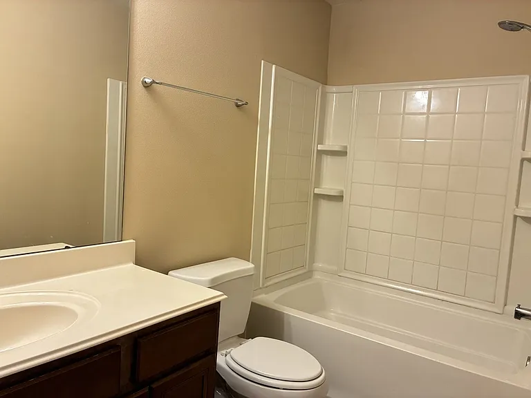8327 Cassidy Creek Ct — Photo 11