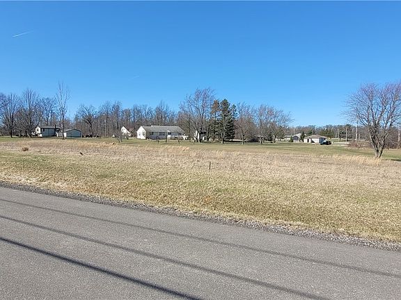 5th image of 1135-1136 Cinnamon Dr