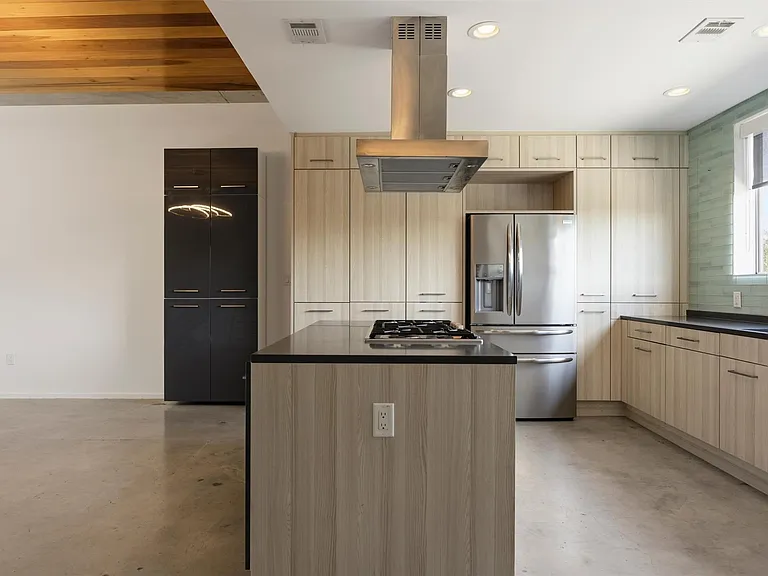 2301 S 5th St #24 — Photo 7