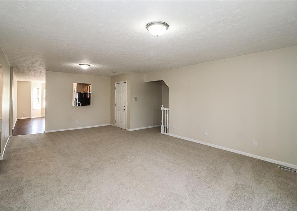 5470 Asbury Lake Dr Cincinnati OH Zillow