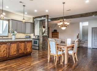 150 Hidden Oaks Trl #A, Argyle, TX 76226