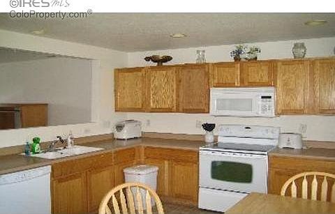 2nd image of 5417 E 100th Way