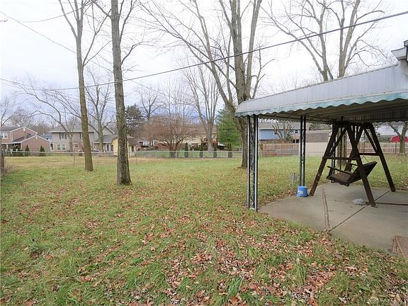 4th image of 4820 Redbay Dr
