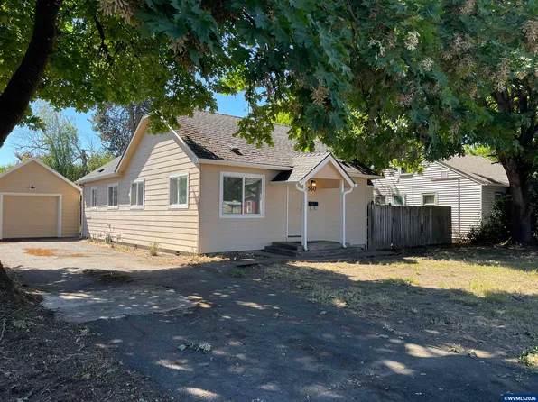 560 Warren St S, Monmouth, OR 97361