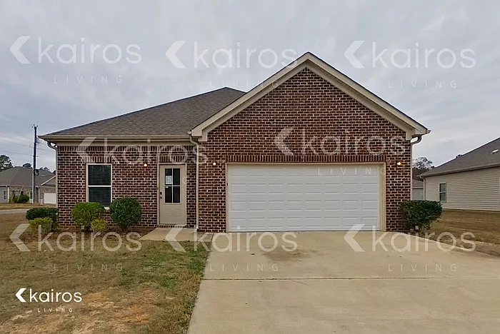 180 White Oak Cir