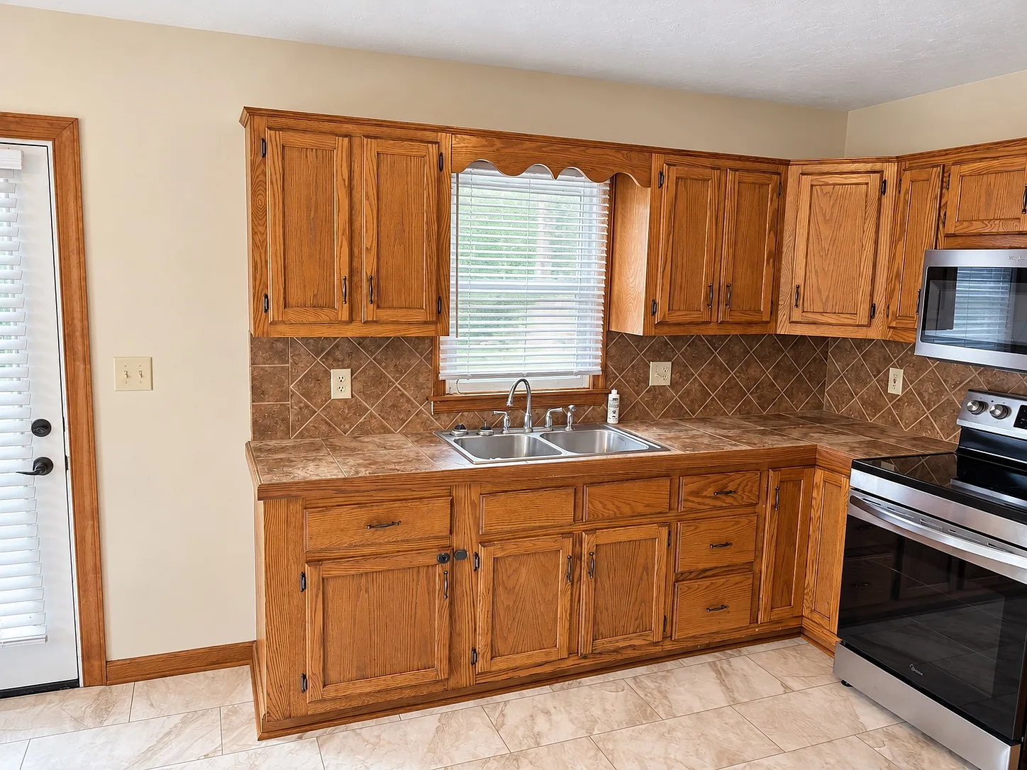 Freshly Updated 3BR Home with Large Yard, New Deck & Basement — Photo 4