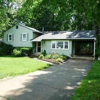 2715 Crabapple Ct photo 1
