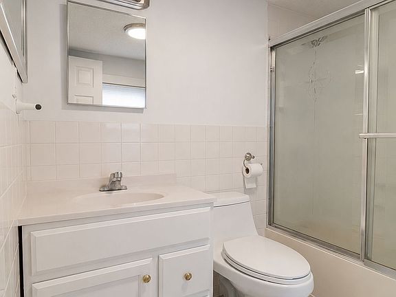 5th image of 240 Silver St #A