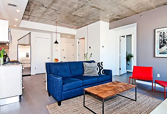 Rented by MNS | media 42