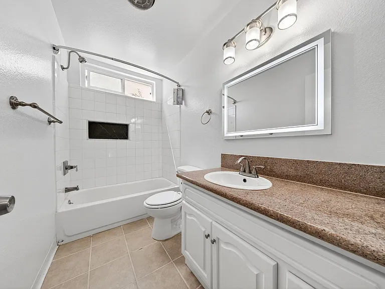 20317 Saticoy St — Photo 25