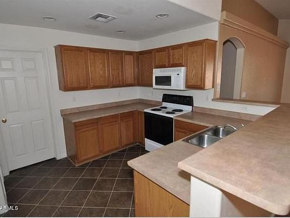 4th image of 16016 W Vogel Ave