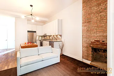 Rented by aptsandlofts.com