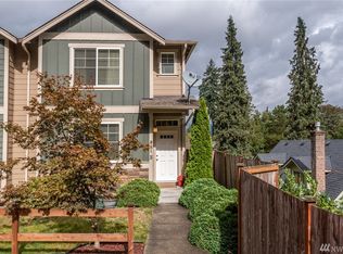 521 E Division St #B, Arlington, WA 98223