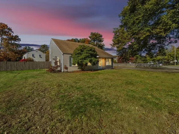 671 Auburn St, Whitman, MA 02382