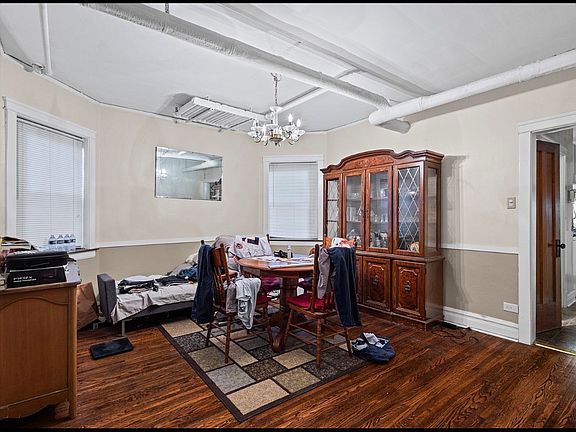 2nd image of 6835 N Wolcott Ave #G