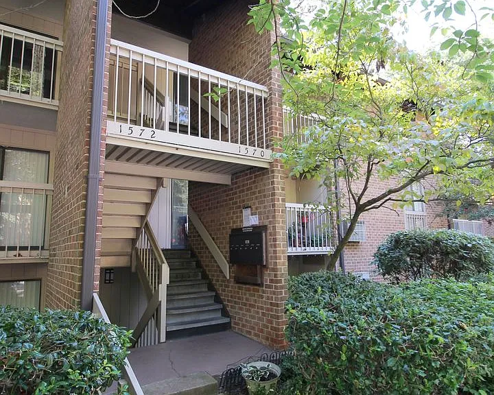 1570 Moorings Dr #22B — Photo 1