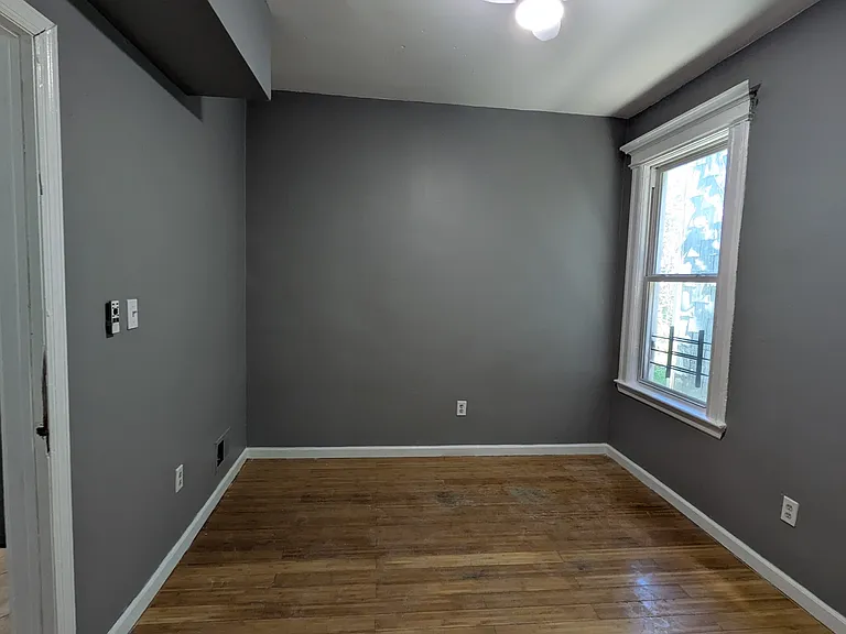 26 N 12th St #1 — Photo 13