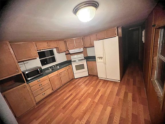 2nd image of 815 Tulsa St