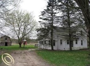 W Layton Rd, Fowlerville, MI 48836