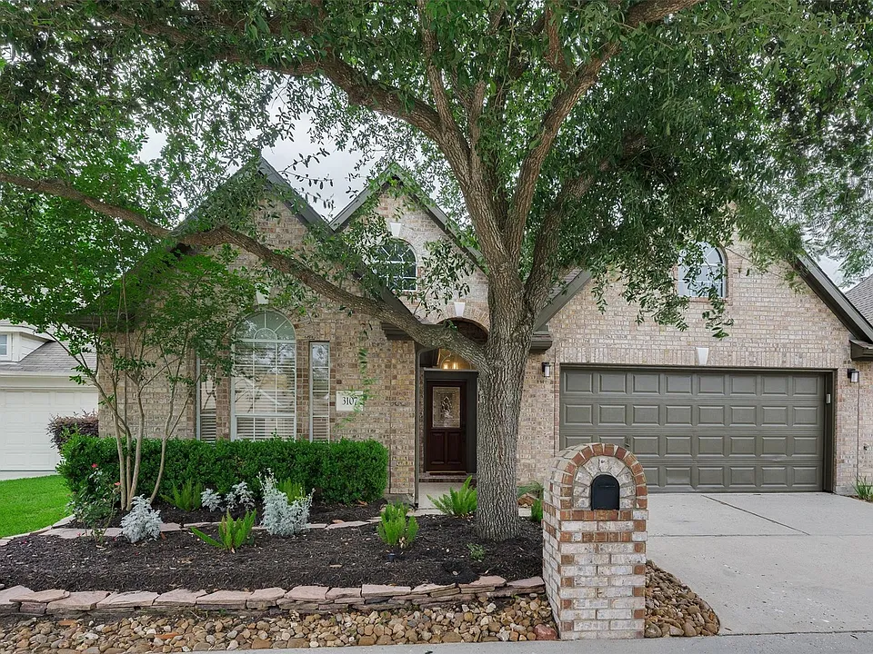 3107 Candle Pond Ln