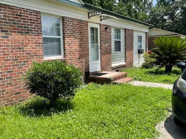 24 Walter Drive, Beaufort, SC 29906