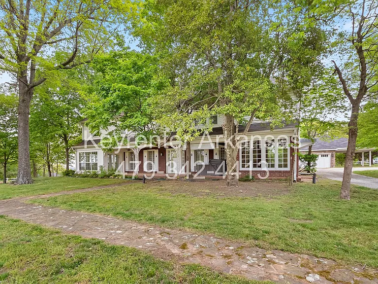 255 W Lawson St — Photo 25