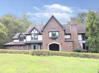 24 Adams Dr, Cresskill, NJ 07626