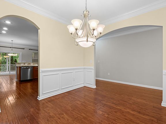 5th image of 5417 Moneta Ln