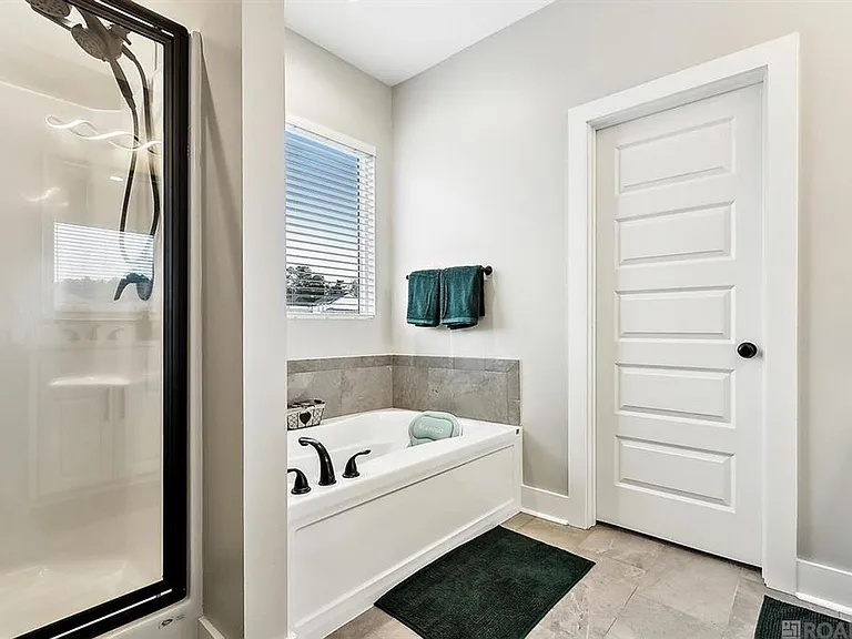 9533 S Creek Dr — Photo 10