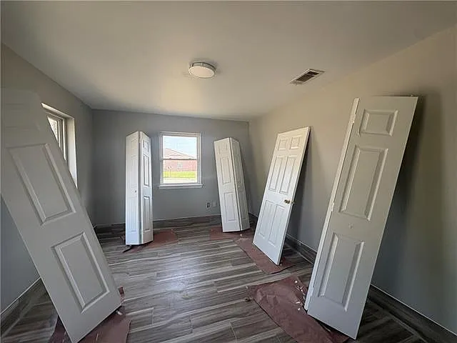 9012 Amour Dr — Photo 5