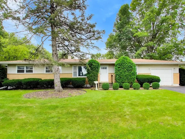 4917 Bonner Dr, McHenry, IL 60050