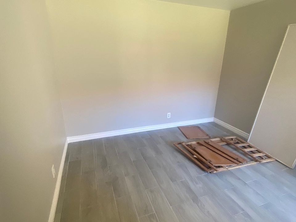 2nd image of 1455 E Katie Ave Unit P17