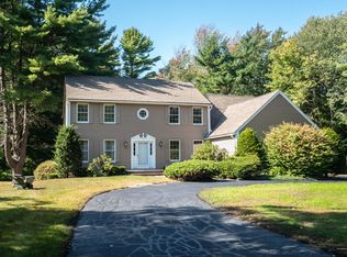 28 Scrimshaw Ln, Saco, ME 04072