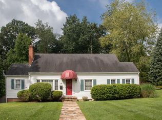 445 Circle Dr, Abingdon, VA 24210