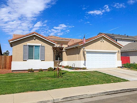3rd image of 1069 Golden Leaf Dr