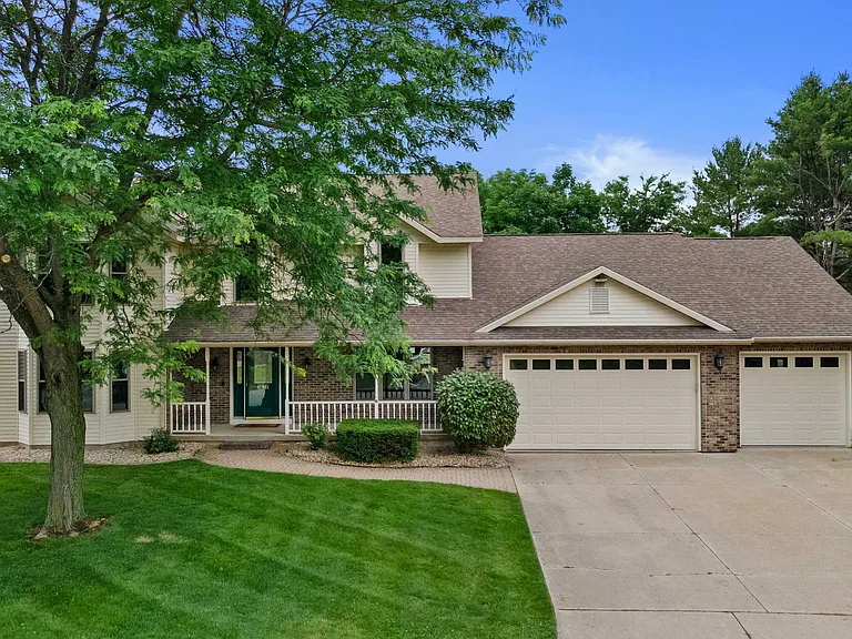 1872 Barrington Dr — Photo 73