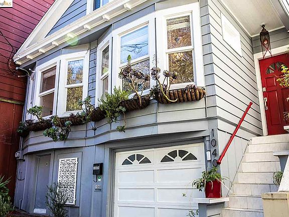 2nd image of 1040 Persia Ave