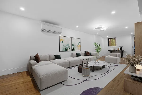 Rented by Bank Neary | media 3