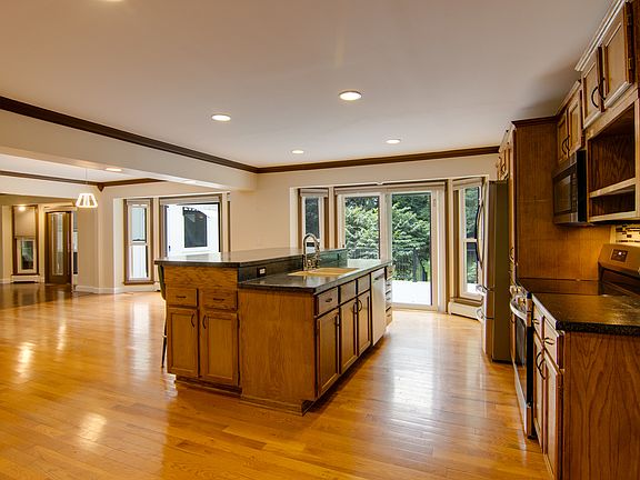 3rd image of 201 Cary Algonquin Rd