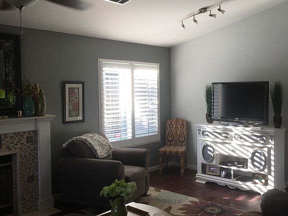 4th image of 888 E Palm Dr