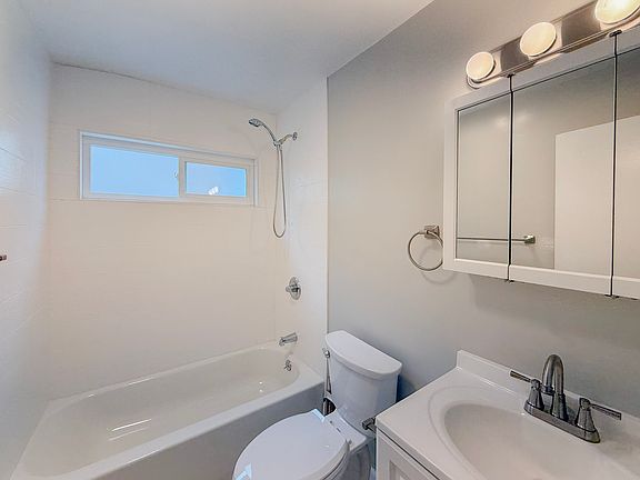 5th image of 4204 Boundary St APT J