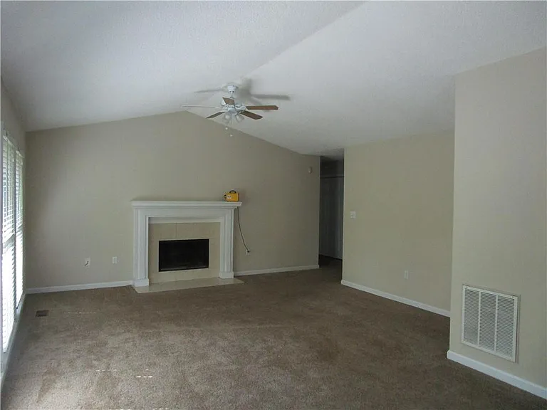 2429 Thompson Mill Rd — Photo 15
