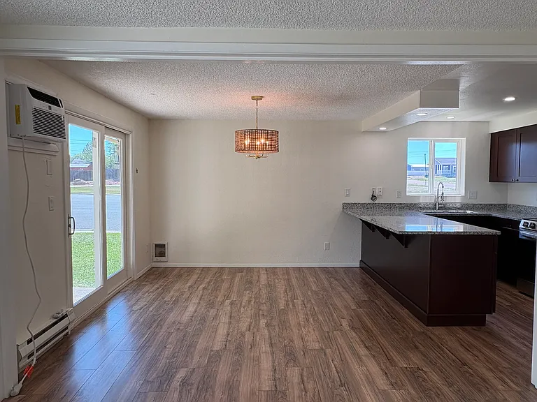 829 Northview Cir — Photo 3